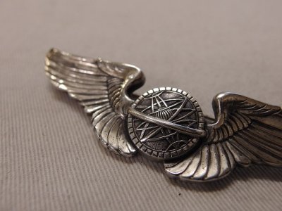 WW2 US ARMY AIR FORCE NAVIGATOR WING PINS 181226
