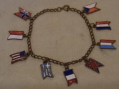 National Flag Charm Bracelet 120331
