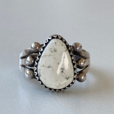 NATIVE AMERICAN STERLING SILVER RING/17240215C