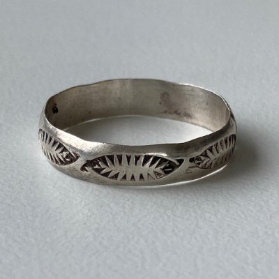 NATIVE AMERICAN STERLING SILVER RING/23240217C