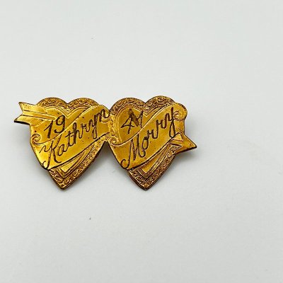 1941 SWEETHEART GOLD FELLED PINS 240312