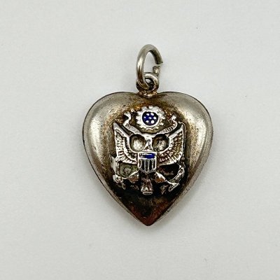 US ARMY PUFFY HEART CHARM TOP 240312