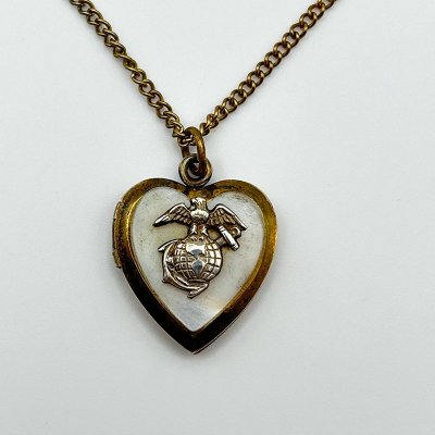 USMC INSIGNIA Mother of Pearl & G.F. LOCKET CHARM TOP w/Chain 240318G