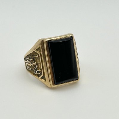 1948 ONYX 10K GOLD CLASS RING/11 240816F