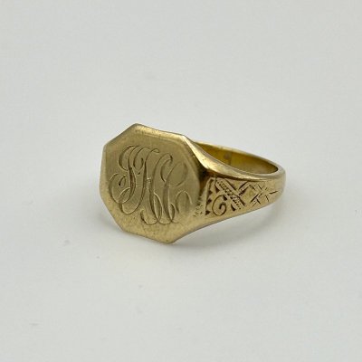 '28 10K GOLD SIGNET RING/8.5 240922F