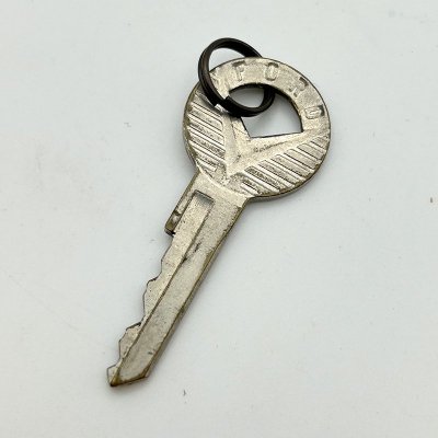 50s-1964 FORD KEY 241015A