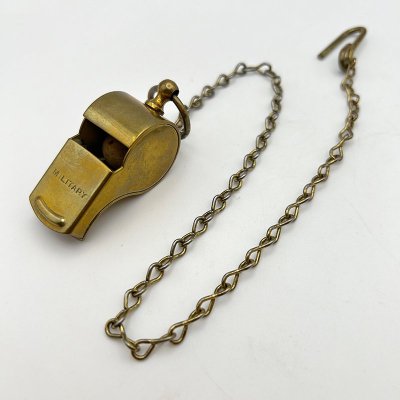 MILITARY WHISTLE w/CHAIN 241015C