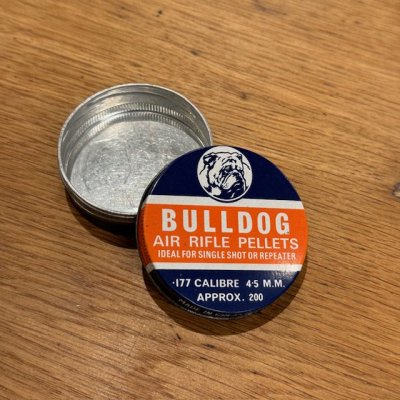 BULLDOG AIR RIFLE PELLERTS EMPTY TIN CASE241019