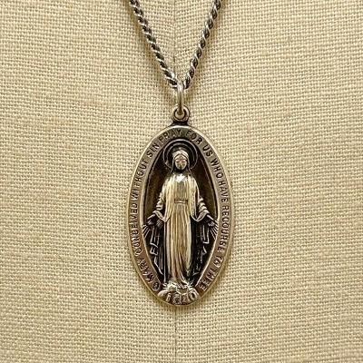 MEDAI STERLING SILVER CHARM TOP w/Chain 250824D