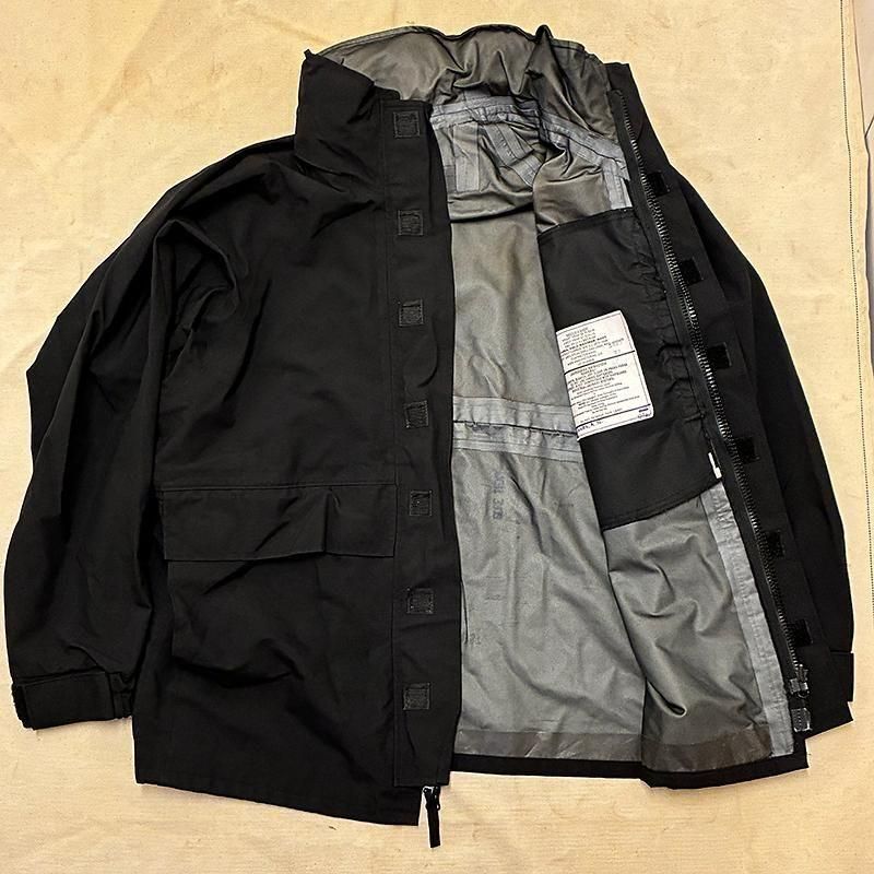 大特価‼️最終値下げ‼️U.S NAVY GORE-TEX ミリタリージャケット 18 US NAVY 