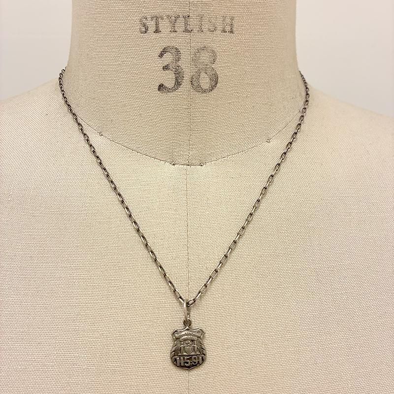 どなたでも購入可能　NYPD　ポリスバッジ Amazon.co.jp: ポリスバッジ ニューヨーク市警察 ディテクティブ