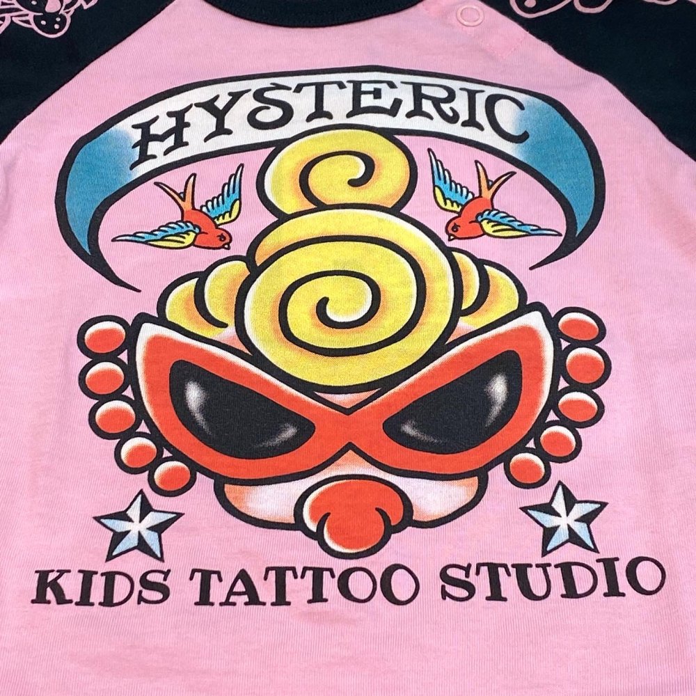 HYSTERIC MINI HOLY BABY TATTOO ラグラン長袖Tシャツ - koguma online