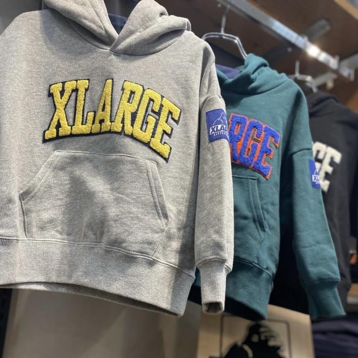 限定値下げ XLARGE キッズ パーカー  迷彩