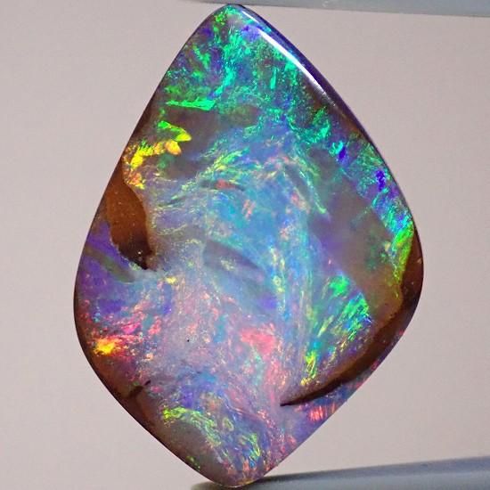 ボルダーオパール 6.49ct - オパールルース・原石の専門店 | オパールマニア -Opal Mania-