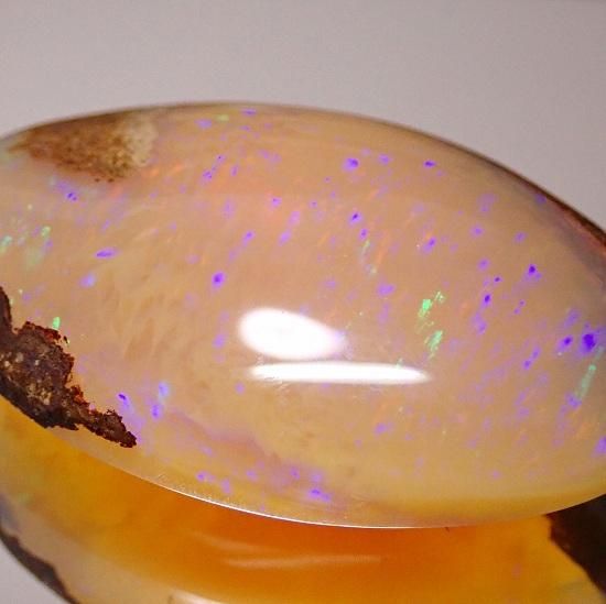 巨大】ボルダーオパール 51.02ct - オパールルース・原石の専門