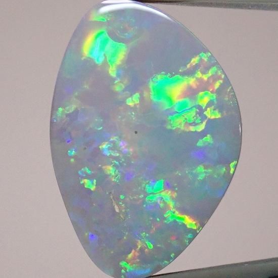 手芸素材・材料ブラックオパール 0.678ct ルース - ビーズ ...