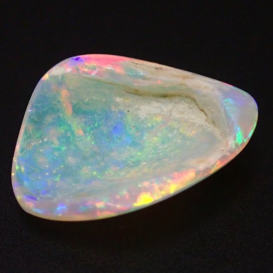 貝化石】ホワイトオパール 5.50ct - オパールルース・原石の専門店 | オパールマニア -Opal Mania-