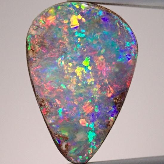 光彩】ボルダーオパール 7.55ct - オパールルース・原石の専門店 | オパールマニア -Opal Mania-