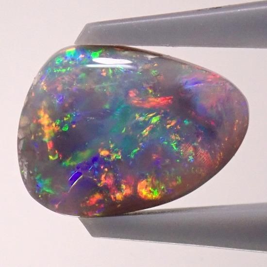 セミブラックオパール 2.20ct - オパールルース・原石の専門店 | オパールマニア -Opal Mania-