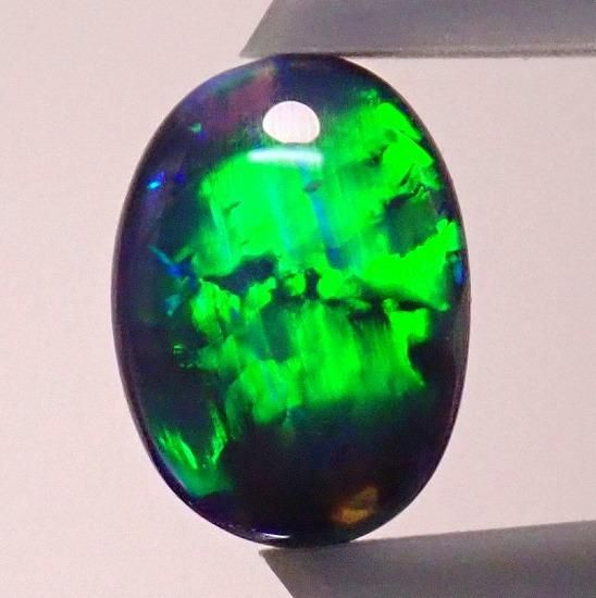 ブラックオパール 1.12ct - オパールルース・原石の専門店 | オパールマニア -Opal Mania-