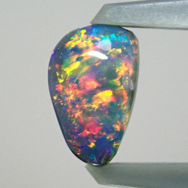 ブラックオパール 0.68ct - オパールルース・原石の専門店 | オパールマニア -Opal Mania-