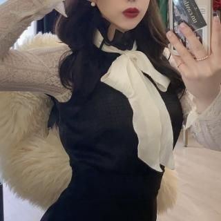 black blouse | set up