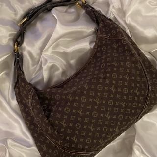 Louis Vuitton | monogram