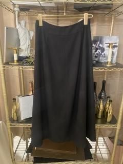 black long skirt