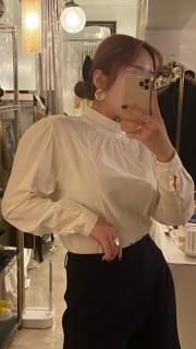 White ribbon blouse