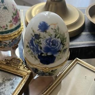 egg jewelry case in Paris