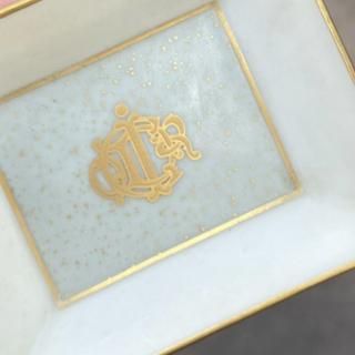 DIOR plate in Paris