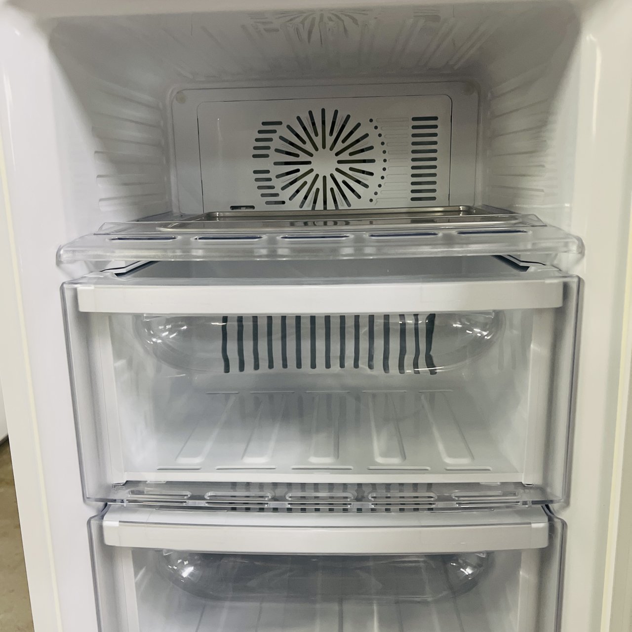 三菱電機 冷凍庫 MITSUBISHI MF-U12T-W - 冷蔵庫・冷凍庫