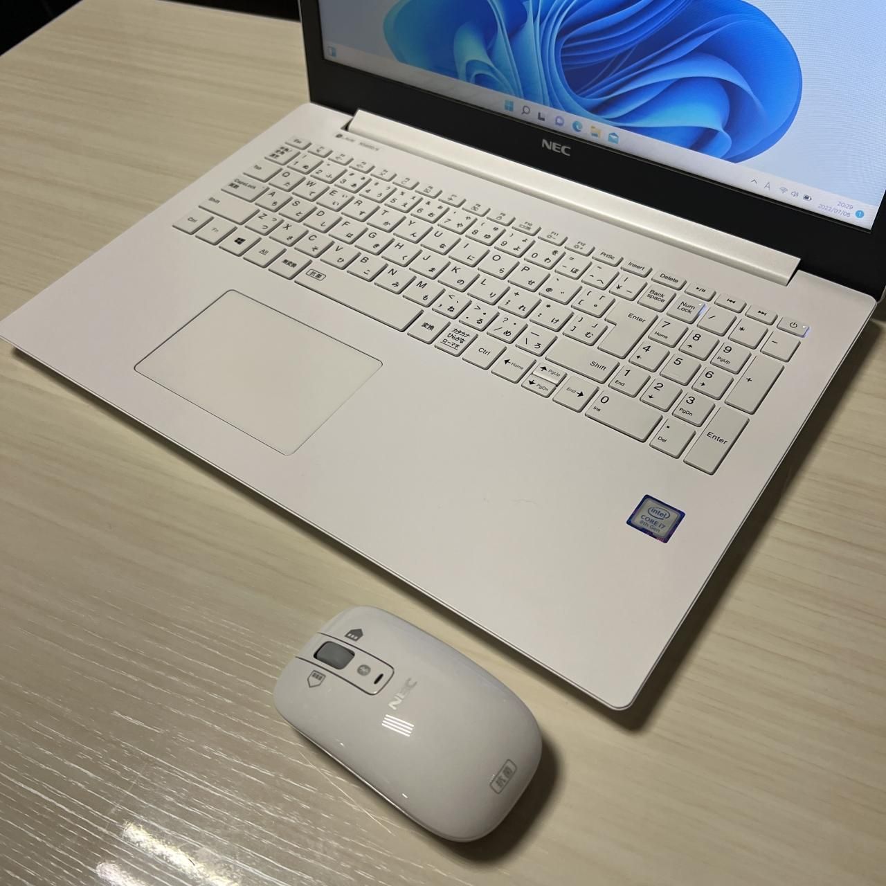 ☆美品 2019年製 NEC 爆速ノートパソコン Core i7-8550U ＋ 12GB ...