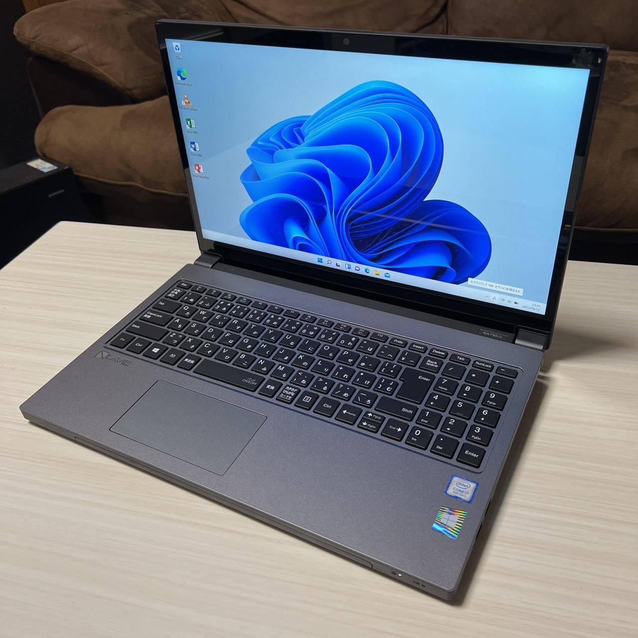 ☆ほぼ未使用 美品 NEC 2019年製 Core i7-8550U ＋ 新品DDR4 16GB ...