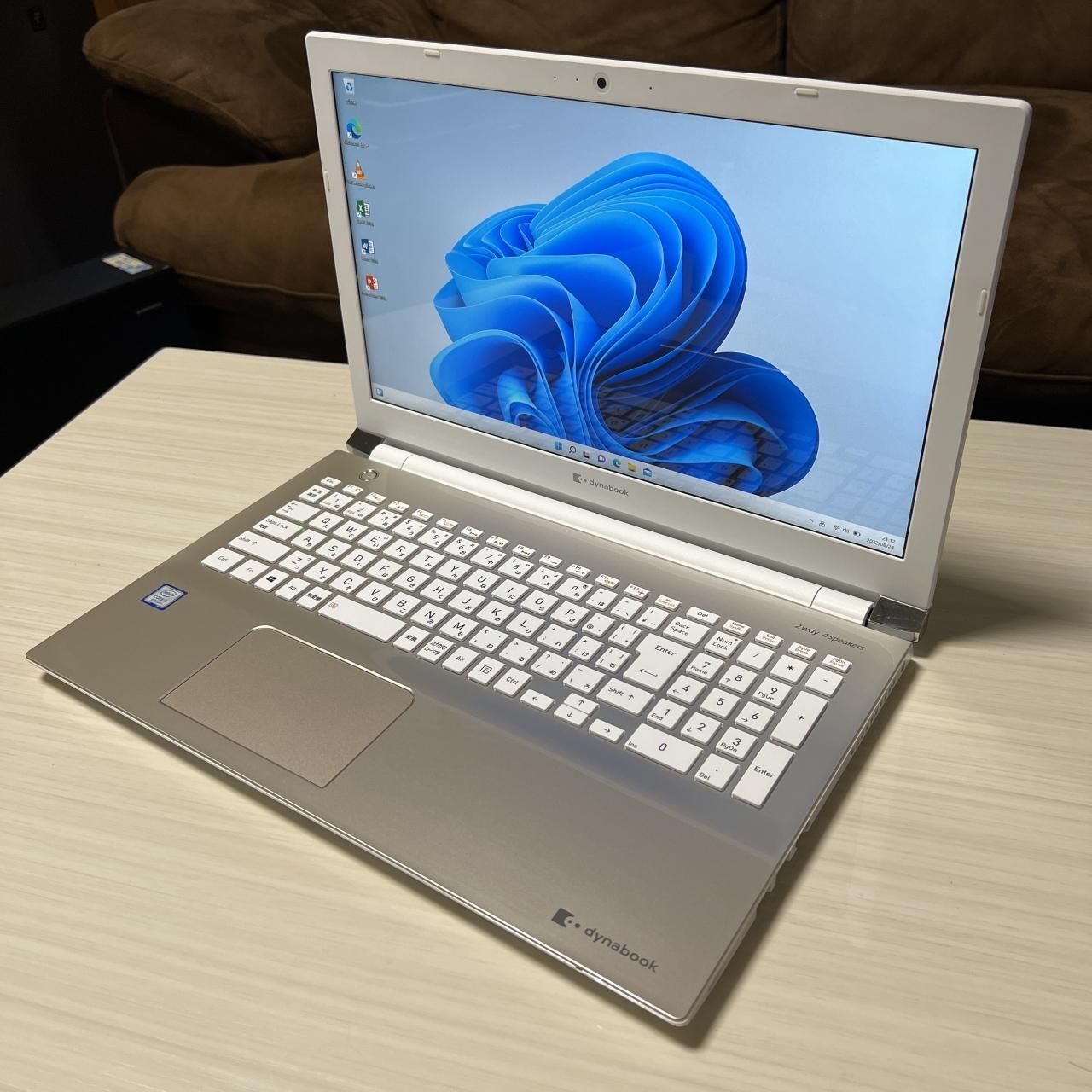 ☆超美品 2019年製 東芝 Core i7-8565U ＋ 16GB ＋ 新品SSD 1TB搭載 ...