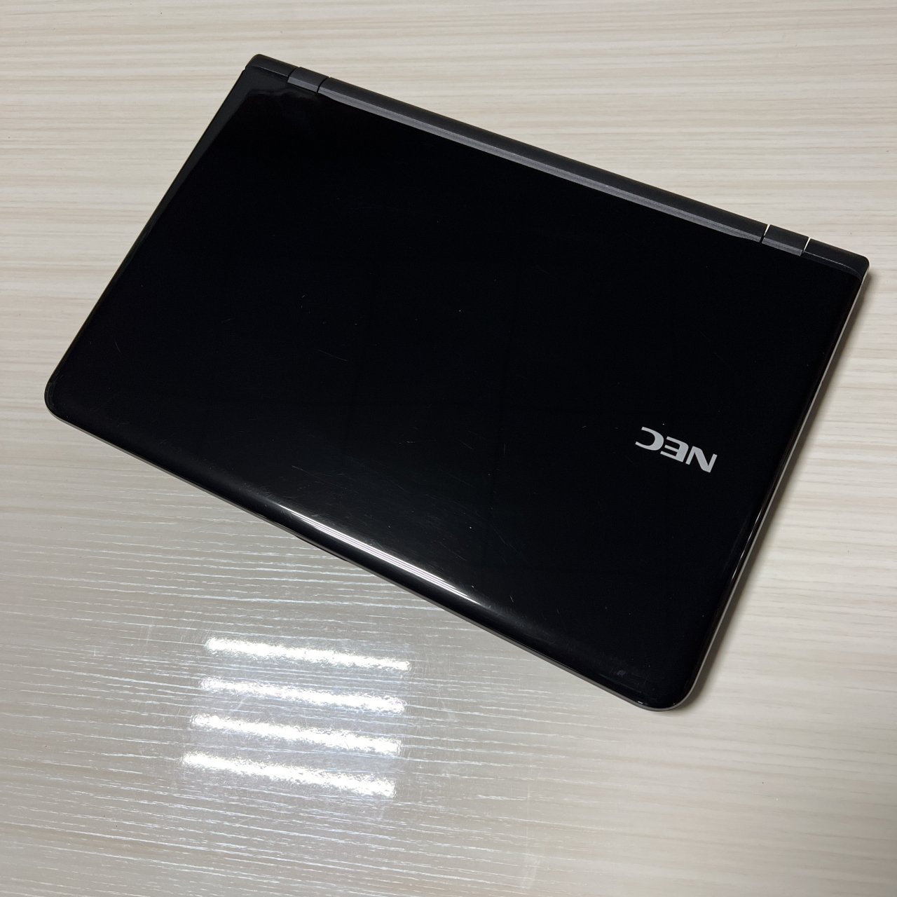 薄型軽量 ノートパソコン NEC SSD1TB/Office2021/カメラ