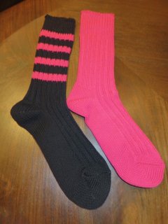 deckaHeavyweight Socks Stripes Black/PinkSolid Pink 