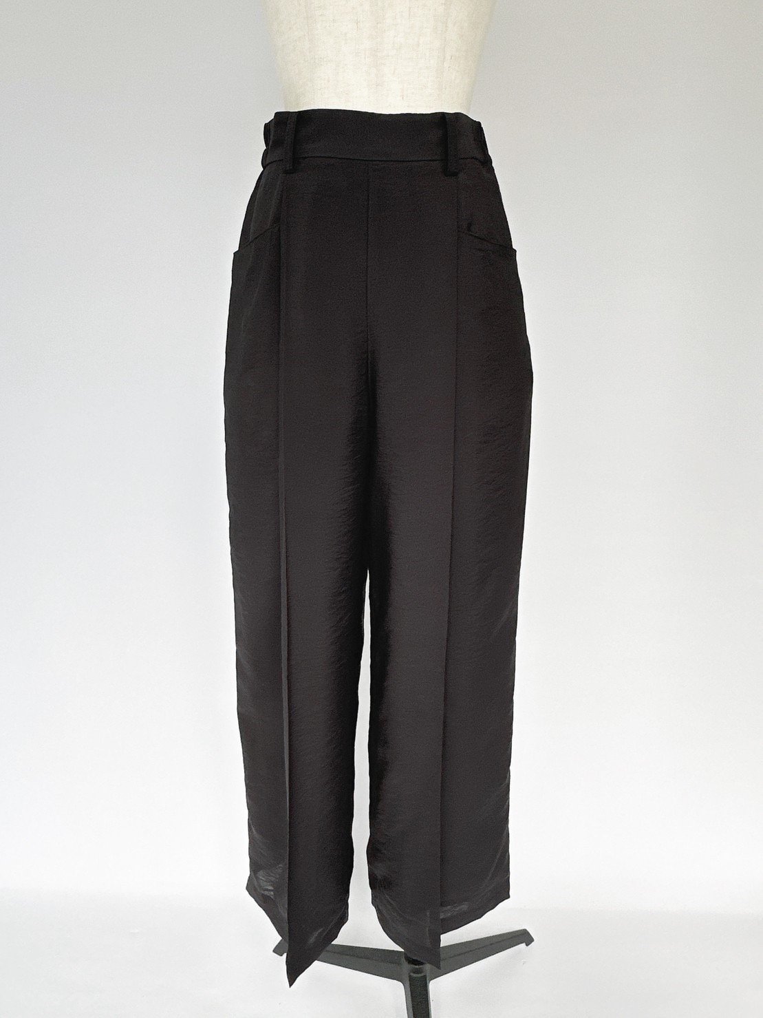 Tuck wide pants / black