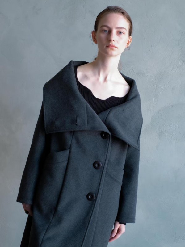 high neck coat / gray