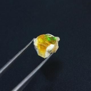 <img class='new_mark_img1' src='https://img.shop-pro.jp/img/new/icons15.gif' style='border:none;display:inline;margin:0px;padding:0px;width:auto;' />【一点物】エチオピアオパール原石 / エチオピア産