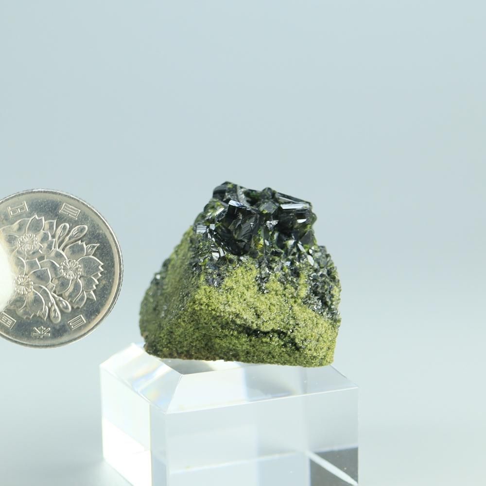 【一点物】エピドート(緑簾石)