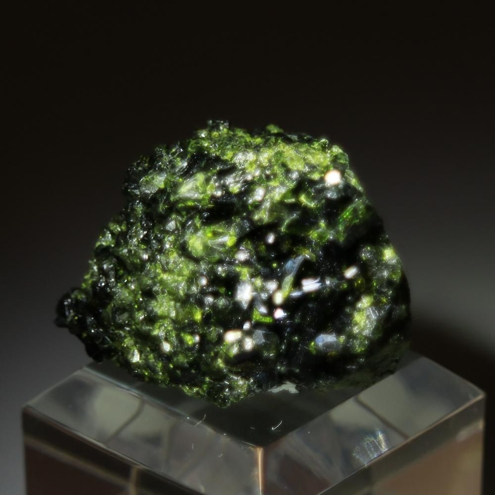 【一点物】エピドート(緑簾石)