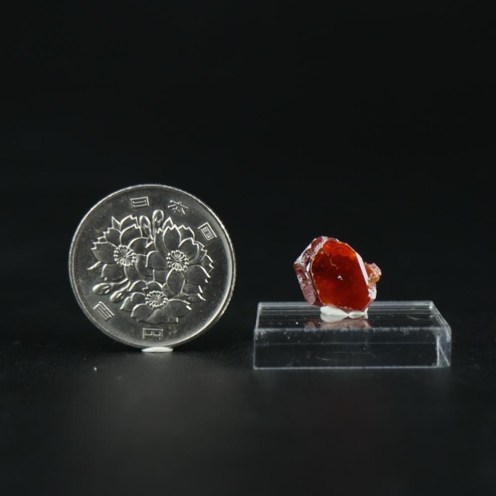 【一点物】バナジナイト(褐鉛鉱