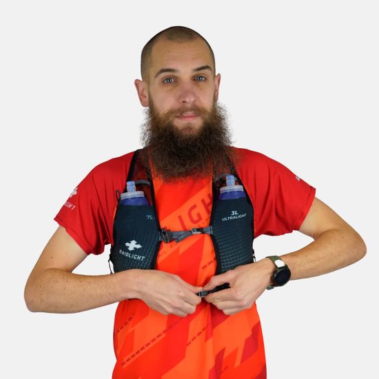 ULTRALIGHT 3L Trail Running Vest Men's ※ボトル無し - フランス発