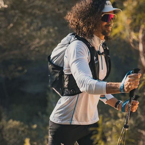 Raidlightバックパック　Legend24 Raidlight Legend 24L running pack, fastpack for multi day