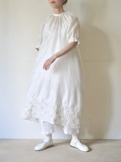 TIE EMBROIDERY DRESS