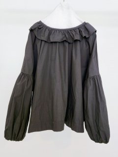 PIERROT COLLAR GATHER BLOUSE