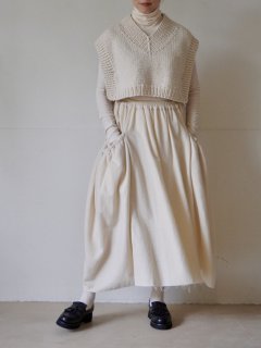 HAND KNITTED WOOL VEST  - BUNON - THE WOOL