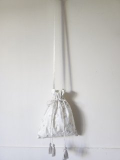 EMBROIDERY DRAWSTRING SHOULDER BAG