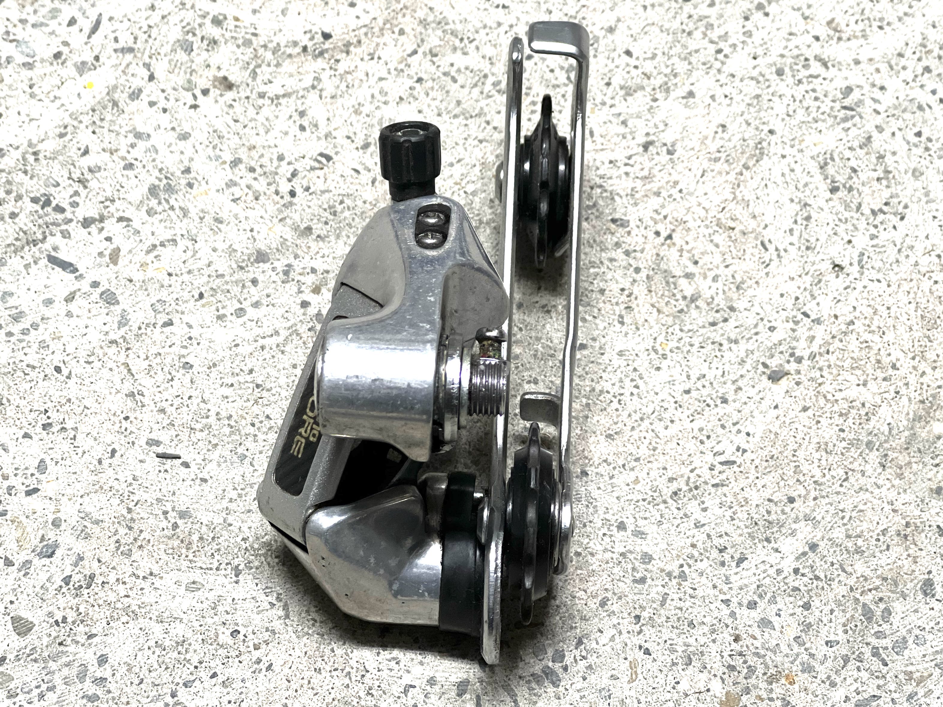 SHIMANO DEORE リアディレイラー(RD-MT62)